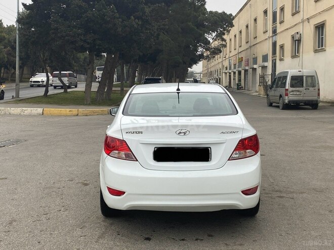 Hyundai Accent 2013, 215,000 km - 1.6 l - Bakı