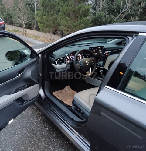 Toyota Camry 2022, 20,700 km - 2.5 l - Bakı