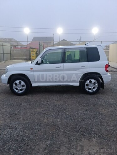 Mitsubishi Pajero io 1999, 300,000 km - 1.8 л - Bakı