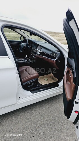 BMW 520 2015, 208,000 km - 2.0 l - Bakı