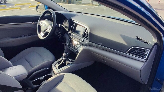 Hyundai Elantra 2017, 174,000 km - 2.0 l - Bakı