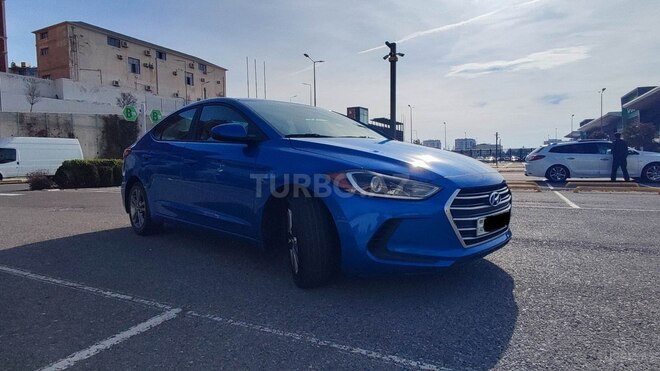 Hyundai Elantra 2017, 174,000 km - 2.0 l - Bakı