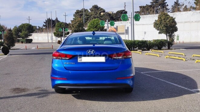 Hyundai Elantra 2017, 174,000 km - 2.0 l - Bakı