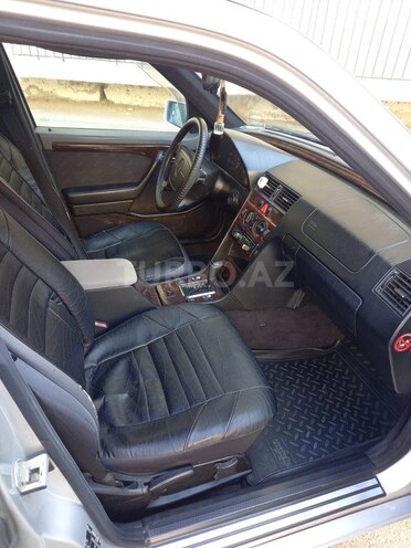 Mercedes C 230 1996, 387,500 km - 2.3 l - Bakı