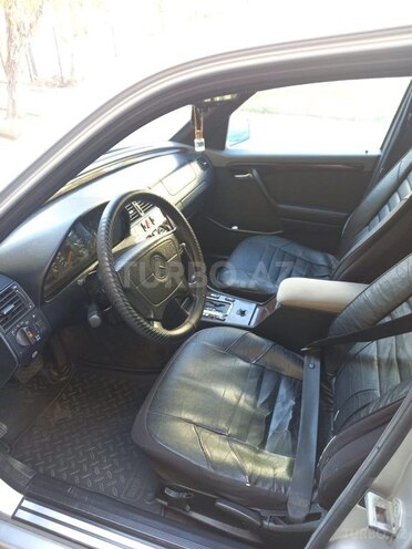 Mercedes C 230 1996, 387,500 km - 2.3 l - Bakı