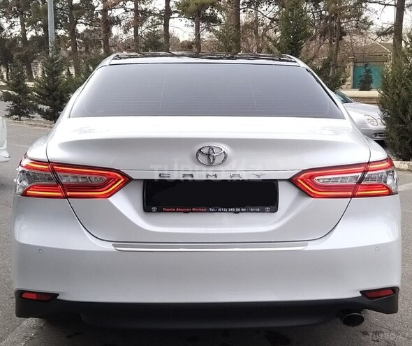 Toyota Camry 2019, 74,300 km - 2.5 л - Bakı
