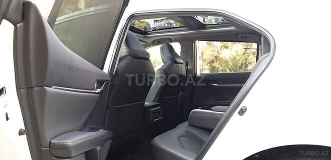 Toyota Camry 2019, 74,300 km - 2.5 л - Bakı