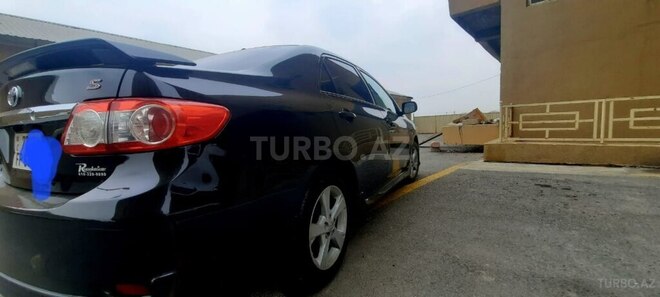 Toyota Corolla 2012, 198,968 km - 1.8 л - Bakı