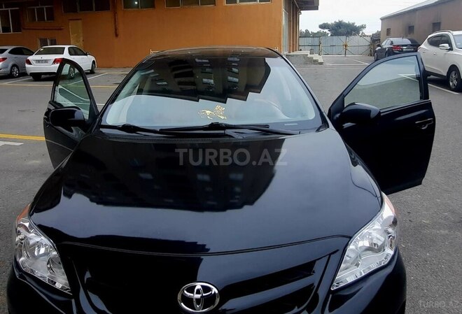 Toyota Corolla 2012, 198,968 km - 1.8 л - Bakı