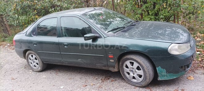Ford Mondeo 1998, 562,093 km - 2.0 l - Qusar