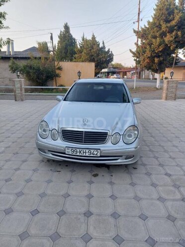 Mercedes E 220 2003, 376,000 km - 2.2 l - Goranboy