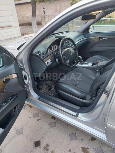 Mercedes E 220 2003, 376,000 km - 2.2 l - Goranboy