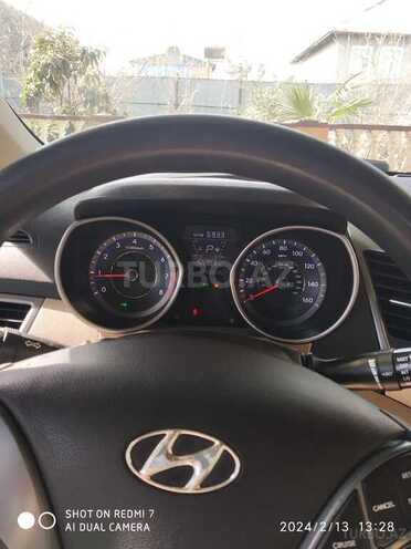 Hyundai Elantra 2016, 155,900 km - 1.8 l - Masallı