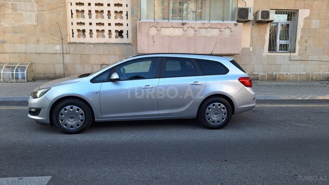 Opel Astra 2015, 195,400 km - 1.6 l - Bakı