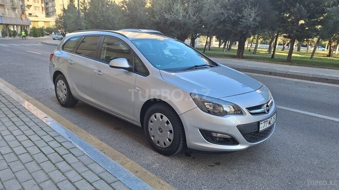 Opel Astra 2015, 195,400 km - 1.6 l - Bakı