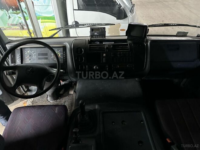 Mercedes Atego 1528 2002, 420,000 km - 6.4 l - Bakı