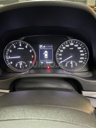 Hyundai Elantra 2017, 154,500 km - 1.6 л - Bakı