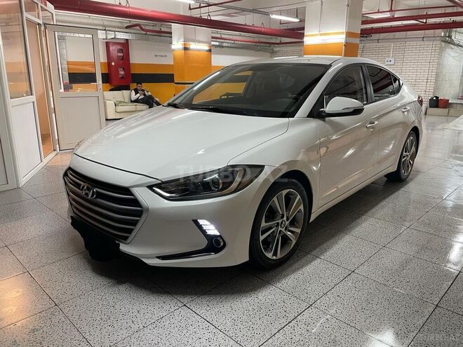 Hyundai Elantra 2017, 154,500 km - 1.6 л - Bakı