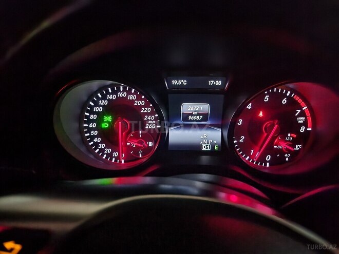 Mercedes GLA 250 2015, 96,200 km - 2.0 l - Bakı