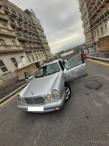 Mercedes E 300 1999, 100,000 km - 3.0 l - Bakı