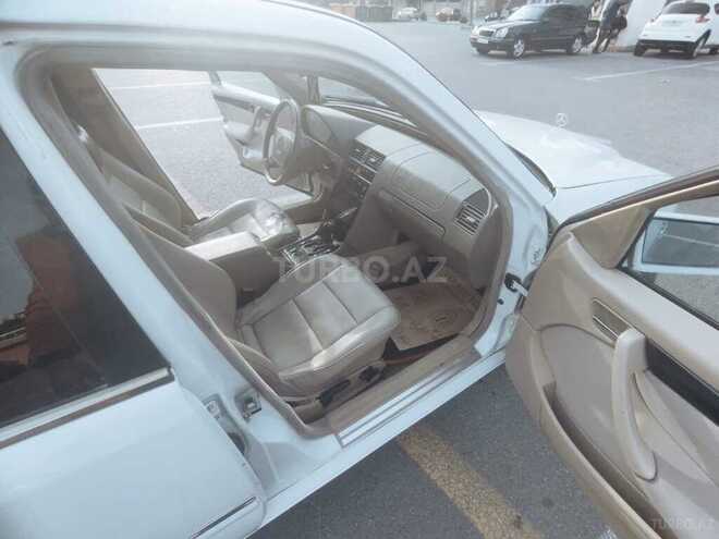 Mercedes C 230 1998, 298,000 km - 2.3 l - Bakı