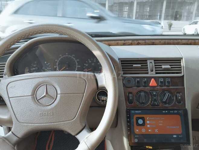 Mercedes C 230 1998, 298,000 km - 2.3 l - Bakı