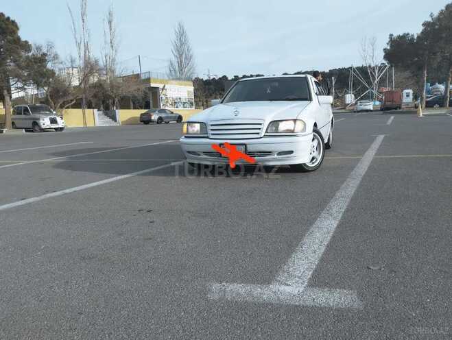 Mercedes C 230 1998, 298,000 km - 2.3 l - Bakı