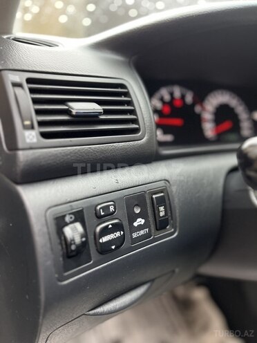 Toyota Corolla 2006, 226,000 km - 1.4 l - Bakı