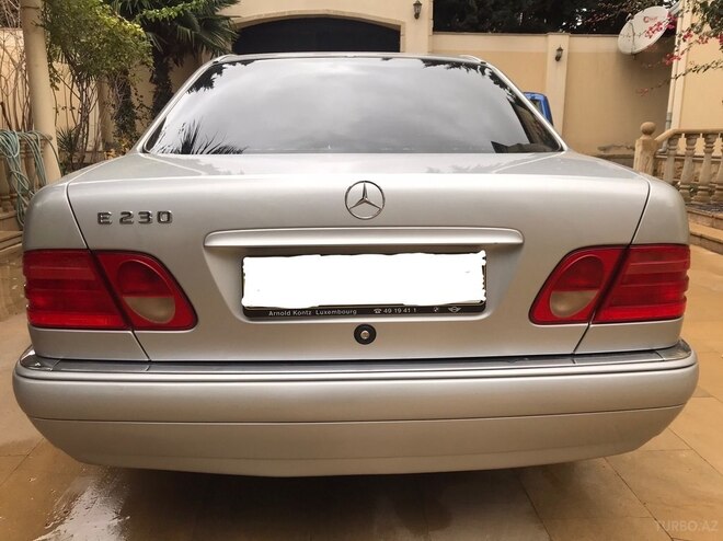 Mercedes E 230 1996, 380,000 km - 2.3 л - Bakı