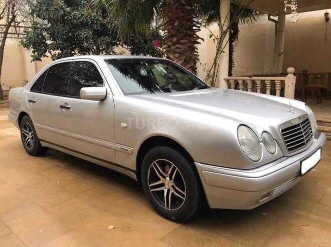 Mercedes E 230 1996, 380,000 km - 2.3 л - Bakı
