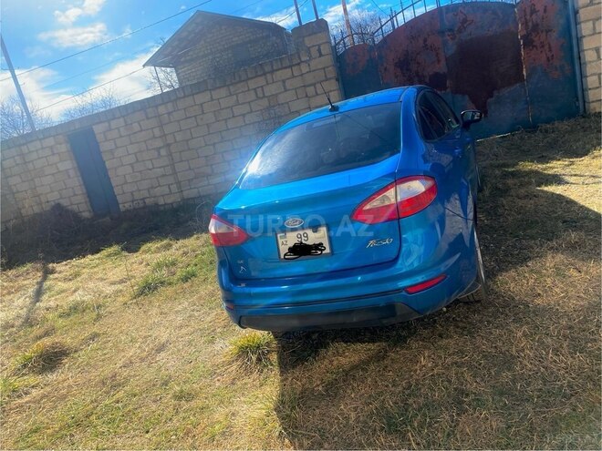 Ford Fiesta 2014, 111,630 km - 1.6 l - Bakı