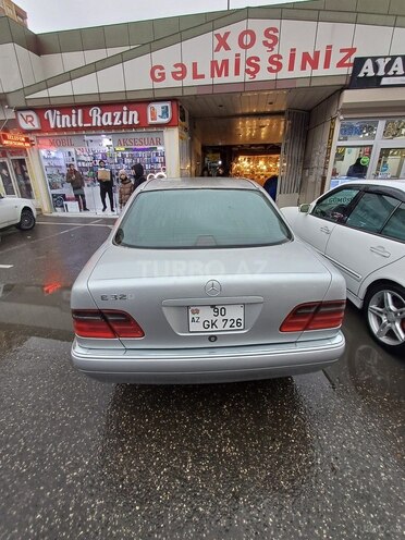 Mercedes E 320 1995, 385,600 km - 3.2 l - Bakı