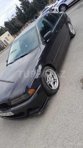 BMW 525 2001, 325,000 km - 2.5 l - Bakı