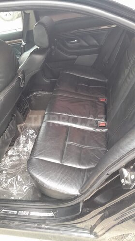 BMW 525 2001, 325,000 km - 2.5 l - Bakı