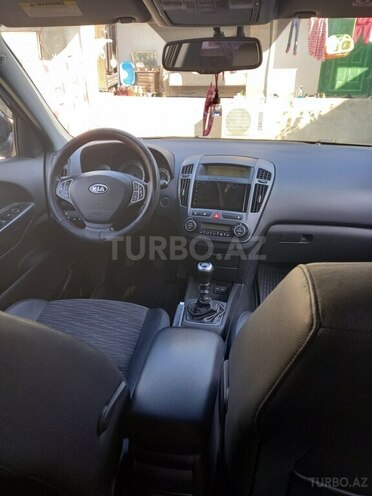 Kia Ceed 2008, 278,000 km - 1.6 l - Bakı