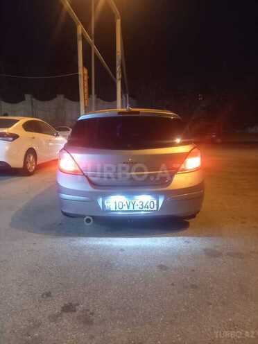 Opel Astra 2004, 235,000 km - 1.4 l - Bakı