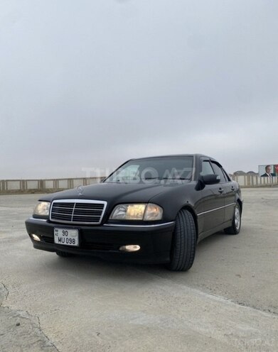 Mercedes C 230 1999, 239,000 km - 2.3 l - Bakı