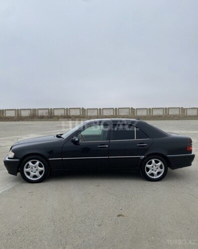 Mercedes C 230 1999, 239,000 km - 2.3 l - Bakı