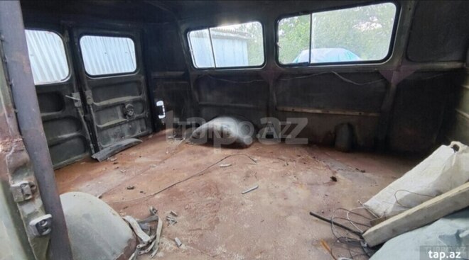UAZ 452 1983, 386,000 km - 2.5 l - Qusar