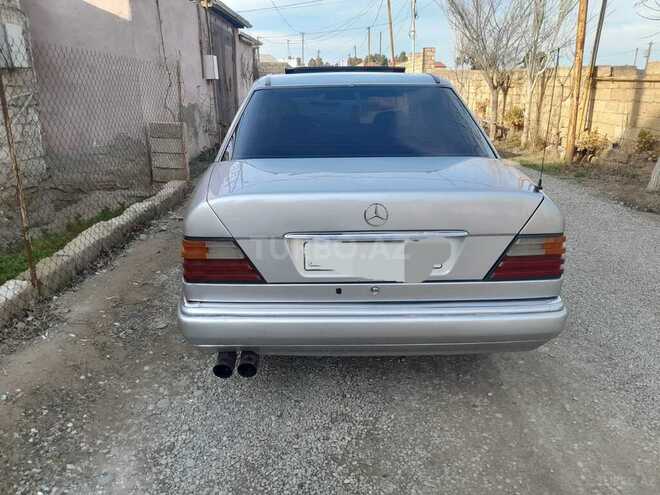 Mercedes E 220 1994, 347,891 km - 2.2 l - Bakı