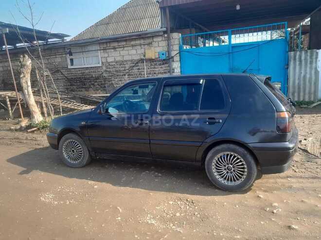 Volkswagen Golf 1997, 300,000 km - 2.0 л - Cəlilabad