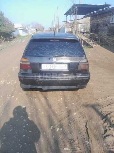 Volkswagen Golf 1997, 300,000 km - 2.0 л - Cəlilabad