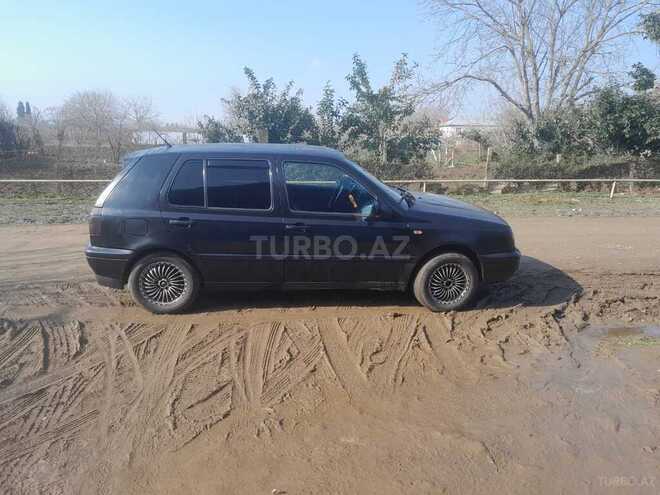 Volkswagen Golf 1997, 300,000 km - 2.0 л - Cəlilabad