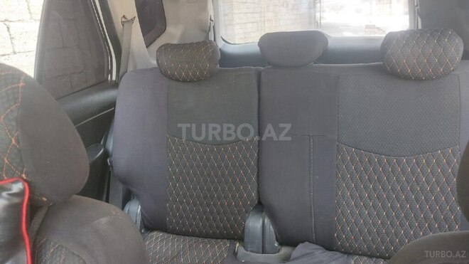Kia Carens 2010, 377,000 km - 2.0 l - Sumqayıt