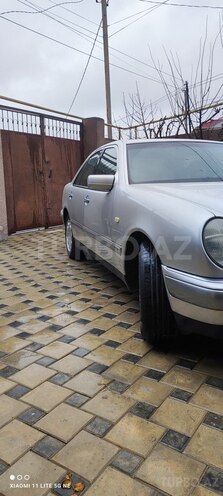 Mercedes E 240 1999, 350,000 km - 2.4 л - Bakı