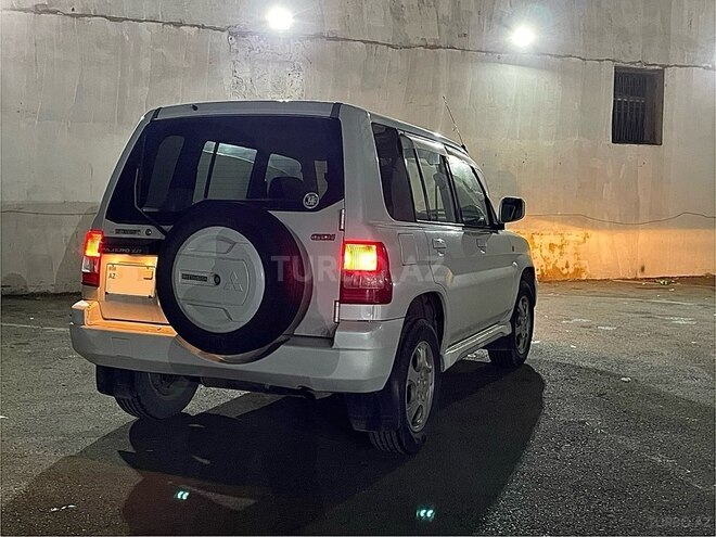 Mitsubishi Pajero io 2000, 100,000 km - 1.8 l - Bakı