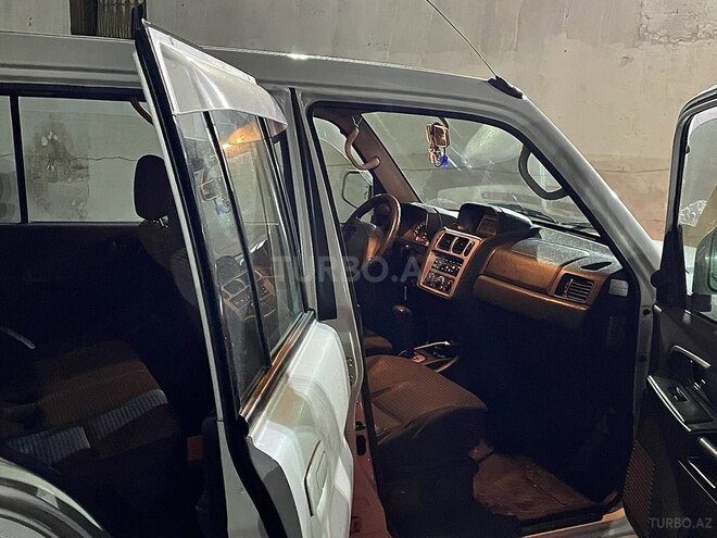 Mitsubishi Pajero io 2000, 100,000 km - 1.8 l - Bakı