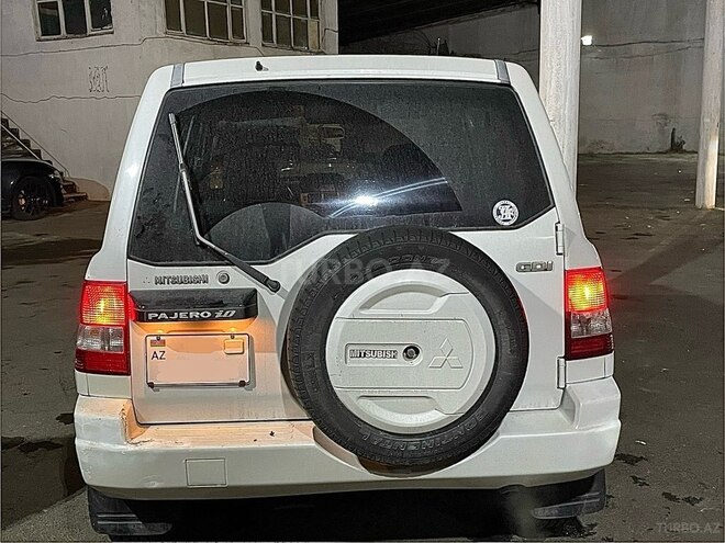 Mitsubishi Pajero io 2000, 100,000 km - 1.8 l - Bakı