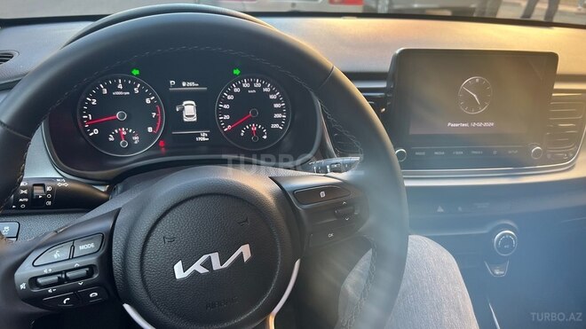 Kia Rio 2023, 1,700 km - 1.4 л - Bakı