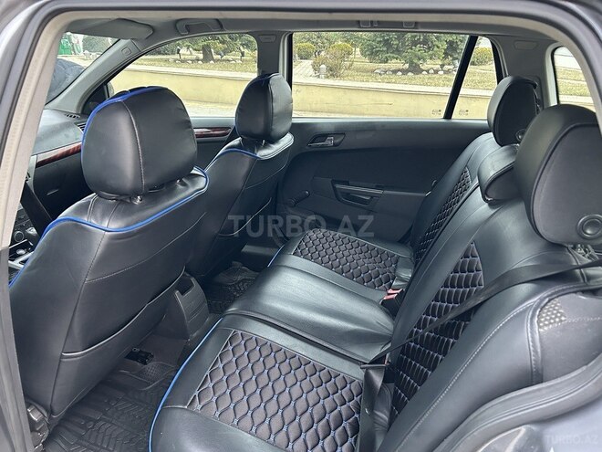 Opel Astra 2005, 214,000 km - 1.4 l - İsmayıllı